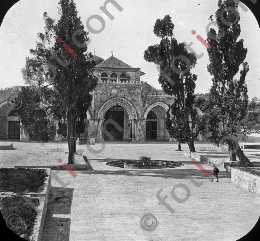 Die Al-Aqsa-Moschee | The Al-Aqsa Mosque (foticon-simon-149a-042-sw.jpg)